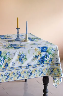 April Cornell Charming Ecru Breakfast Cloth- 8 Seater