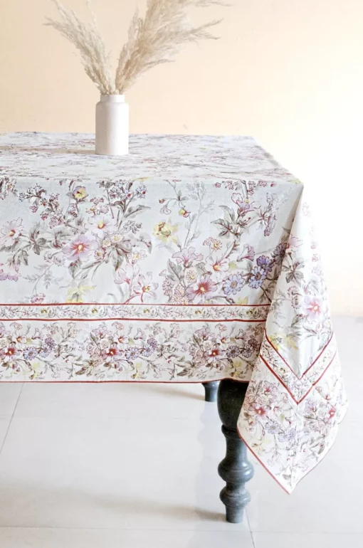 April Cornell Graceful Garden Antique Breakfast Cloth - 4 Seater