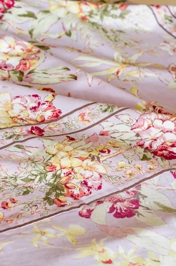 April Cornell Hydrangea Amethyst Dining Cloth-8 Seater