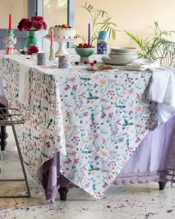 Runa Table Cover - 6 Seater