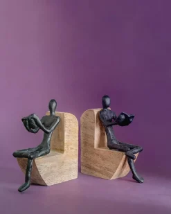 The Reader Bookends