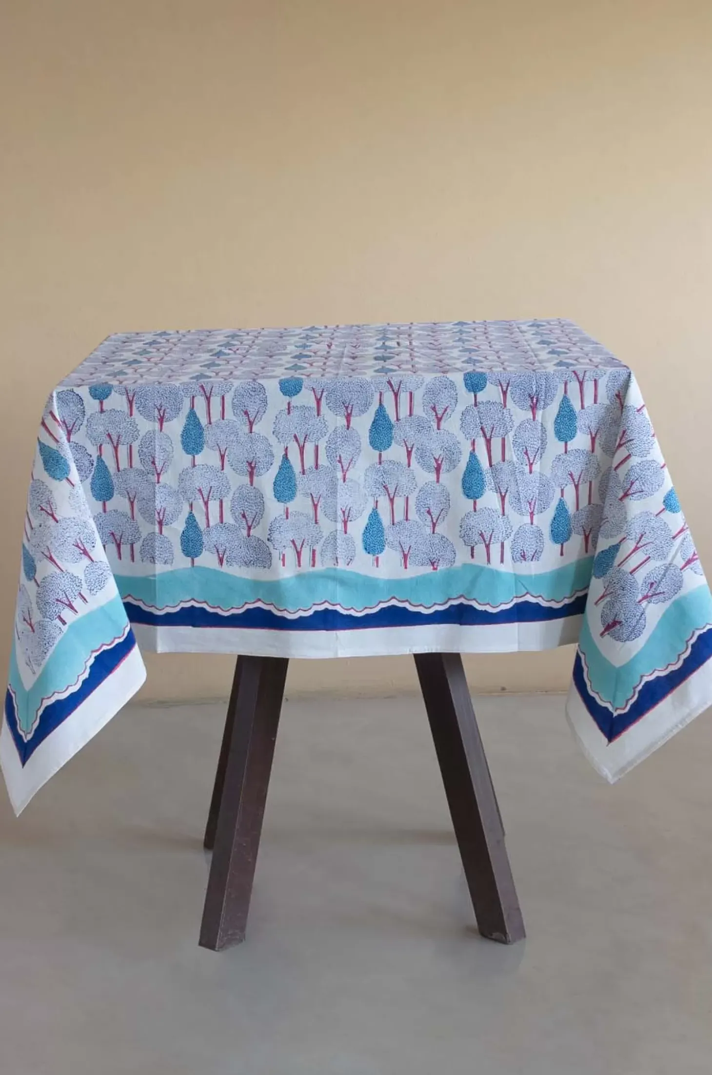 Topiary Garden Table Cloth - 4 Seater